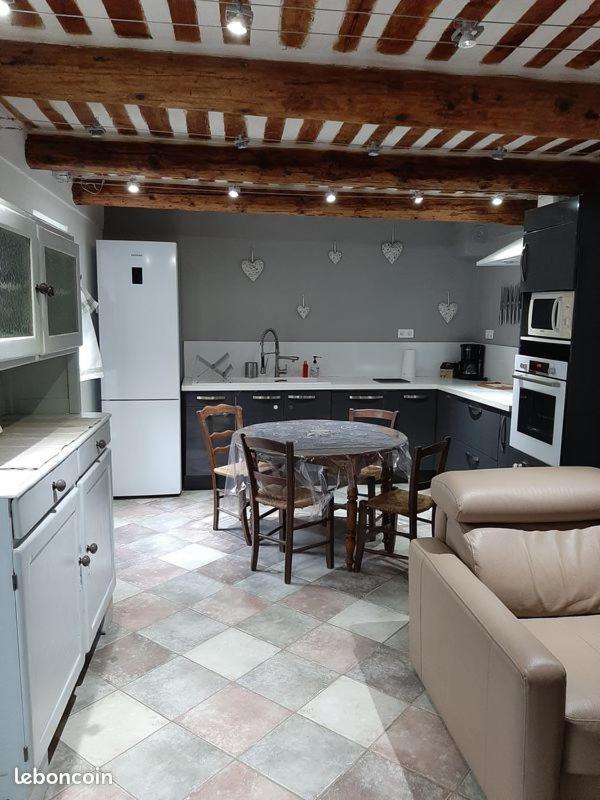 Gite Au Coeur Du Luberon 구 외부 사진